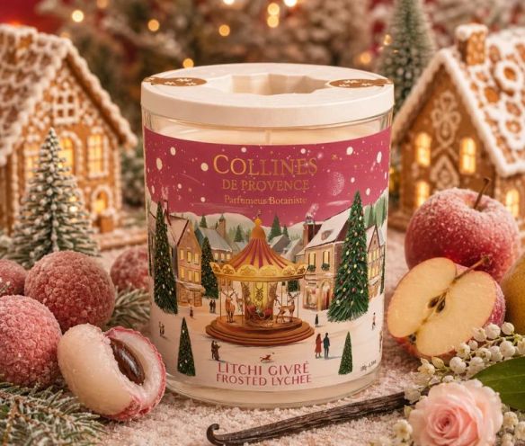 Bougie parfumée Litchi Givré édition Noël Collines de Provence décor village hivernal verre 180g - Lilosquare