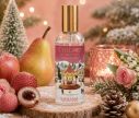 Voir la slide Spray d'ambiance Litchi Givré édition Noël Collines de Provence flacon village hivernal manège 100ml - Lilosquare