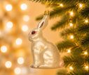 Voir la slide Boule de Noël originale en verre soufflé lapin blanc nacré argenté oeil rouge assis H10cm - Lilosquare