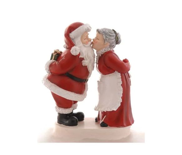 Figurine résine Père Noël rouge et Maman Noël tablier blanc cheveux gris s'embrassant tenant cadeaux H29cm