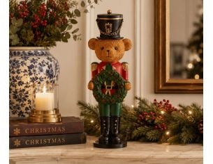 Figurine Noël résine ours teddy bear en uniforme soldat rouge vert noir doré tenant couronne houx verte baies rouges H31cm