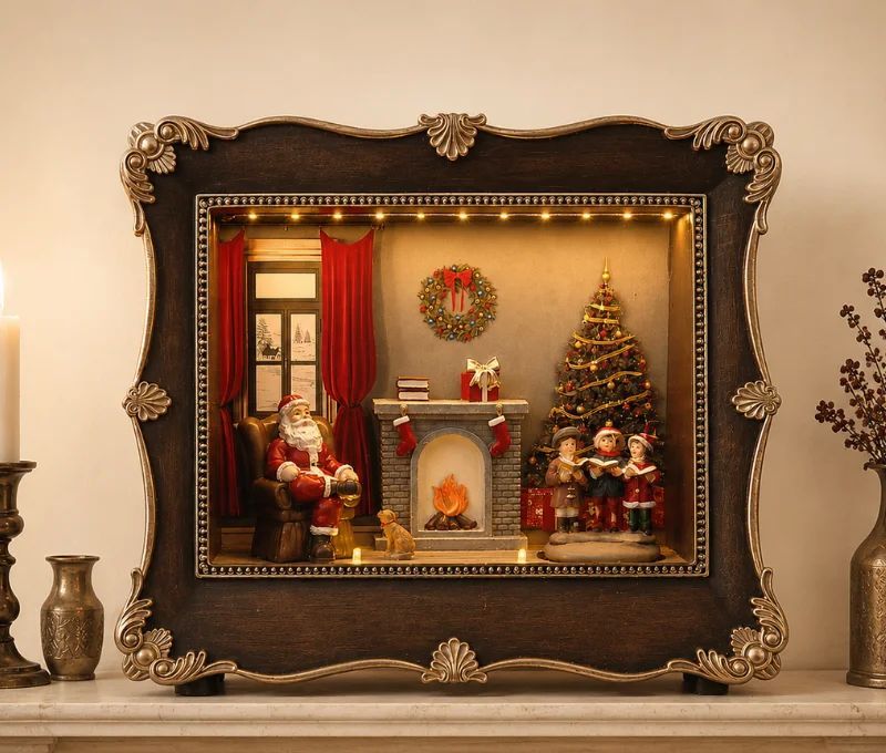 Boîte à musique cadre de Noël en résine H23cm, scène LED Père Noël au coin du feu, enfants autour du sapin, cadre brun et argent