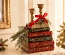Voir la slide Décoration Noël résine pile livres anciens rouge vert doré Merry Christmas deux bougeoirs dorés nœud rouge baies 31cm