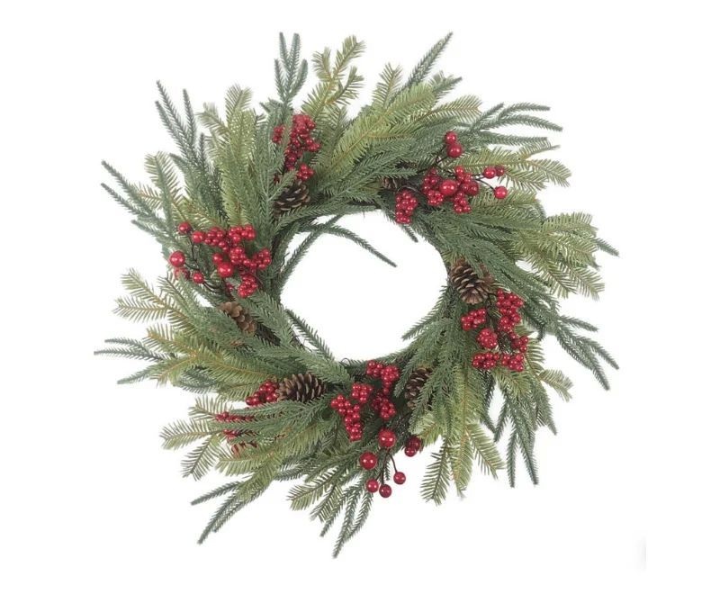 Couronne de Noël artificielle Ø60cm, branches de pin vertes, baies rouges et pommes de pin naturelles, fond blanc
