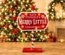 Voir la slide Panneau de Noël lumineux en bois rouge H37cm, inscription Merry Little Christmas, pied en canne LED