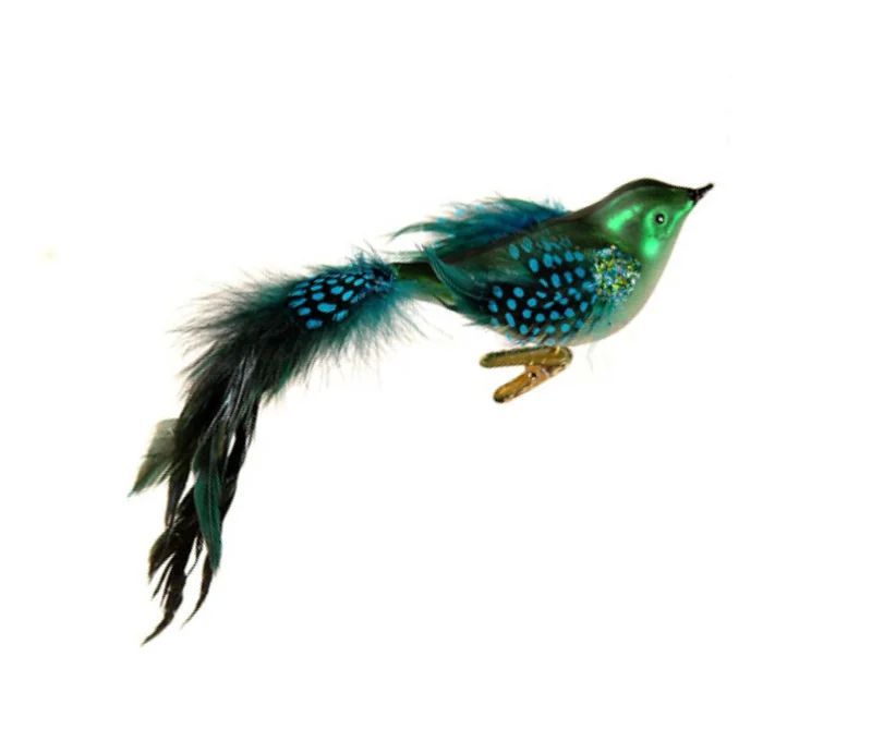 Oiseau de Noël en verre soufflé L28cm, corps vert irisé à pois bleus, queue en plumes bleues et noires, pince dorée