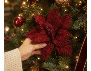 Fleur Poinsettia velours rouge H30cm entièrement pailletée, pétales et bords nervurés recouverts de paillettes rouges