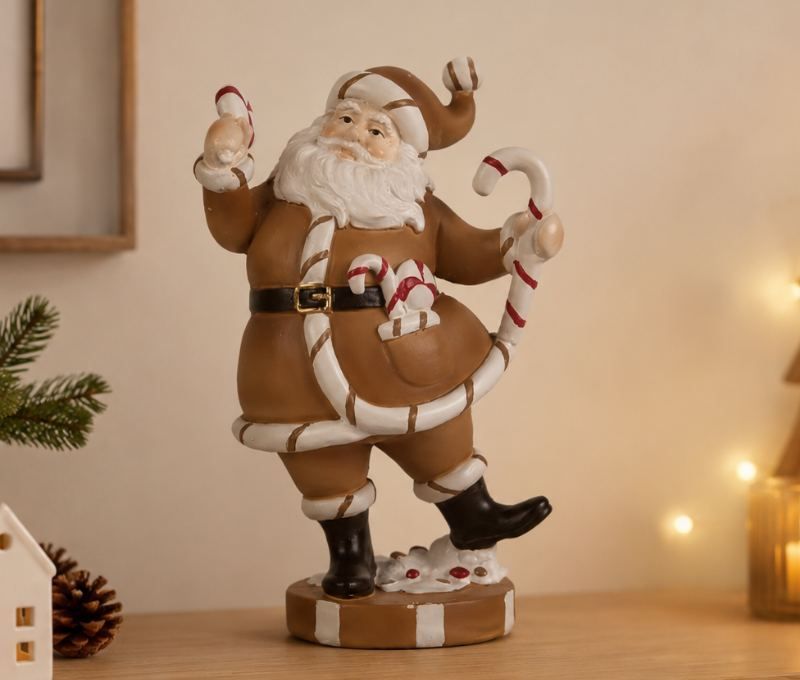 Figurine Père Noël pain d’épices en résine H20cm, costume marron caramel et détails blanc crème