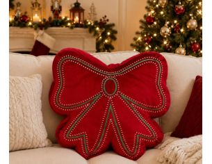 Coussin forme nœud 35x35cm en velours rouge, broderies vertes et perles blanches sur les bords