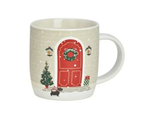 Tasse porcelaine beige porte rouge Noël couronne houx sapin décoré petit chien lanterne flocons neige 400ml