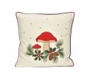 Voir la slide Housse coussin textile champignons rouges brodés houx pommes de pin branches sapin étoiles dorées liseré rouge Noël 45x45cm