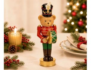 Figurine ourson casse-noisette poly rouge vert chapeau noir plume blanche tambour vert doré socle doré Noël H24cm