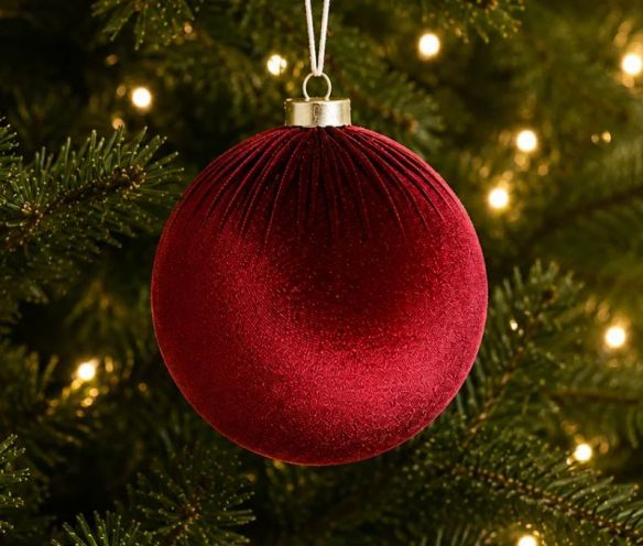 Boule Noël velours tissu bordeaux texture douce incassable 10cm