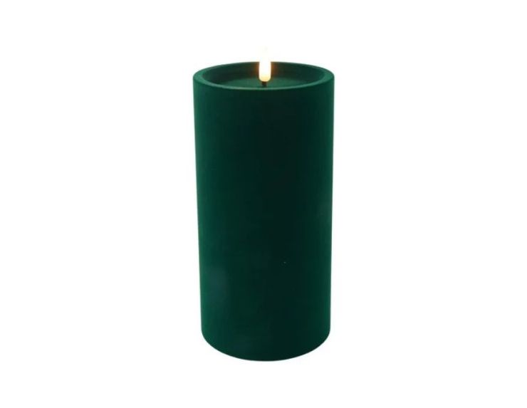 Grande bougie LED pilier velours floqué vert sapin effet flamme réaliste timer H20cm Ø10cm