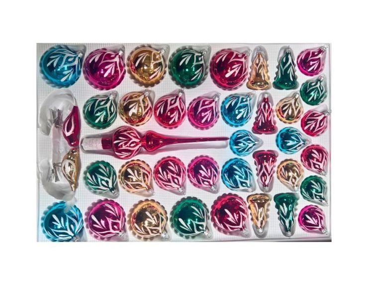 Coffret 39 pièces de Noël en verre motif branches pailletées blanches boules gouttes cimier doré fuchsia vert turquoise rouge