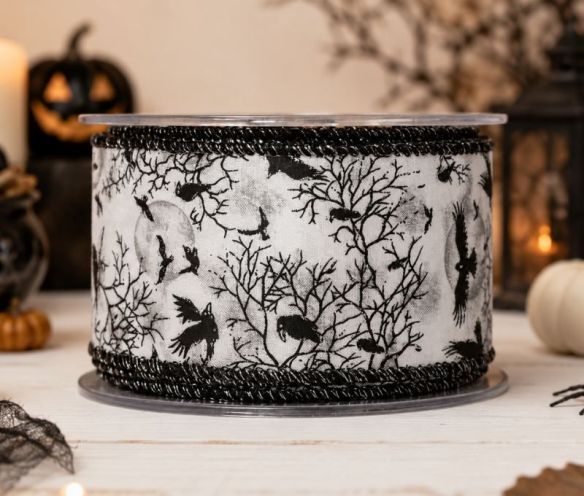 Ruban blanc Halloween motifs corbeaux noirs arbres lune fil de fer intégré largeur 7cm longueur 9m
