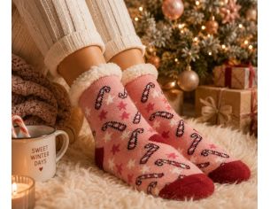 Chaussettes de Noël roses cannes sucre d'orge étoiles bordure blanche moelleuse
