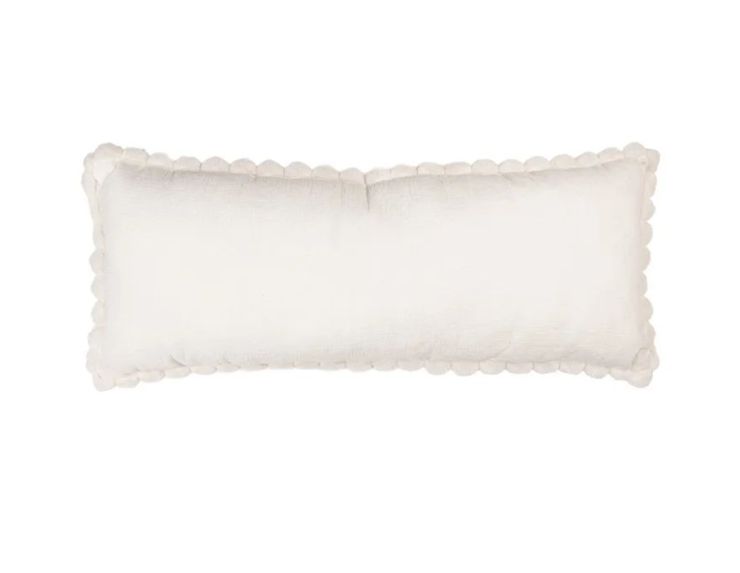 Coussin brodé 5 sapins de Noël variés liseré festonné blanc 70cm