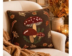 Coussin marron bordure pompons champignons brodés fougères fleurs automnales 40x40cm