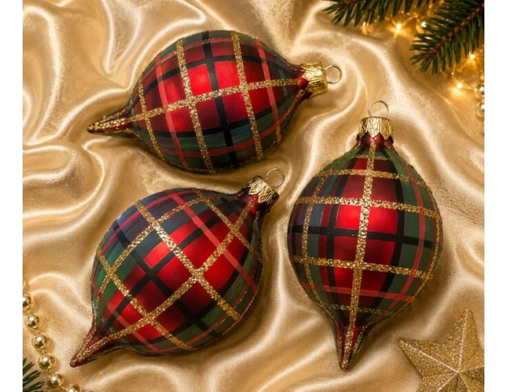 Coffret de 3 gouttes de Noël identiques en verre soufflé peint à la main, motif tartan rouge, Ø7cm, H10cm.