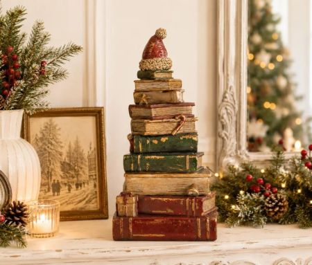 Décoration de Noël pile de livres vintage rouge vert bonnet Père Noël étoile dorée canne de sucre H26cm