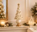 Voir la slide Décoration de Noël sapin blanc étoile dorée guirlande boules dorées socle boule blanche dorée pied doré Ø13 x H32cm