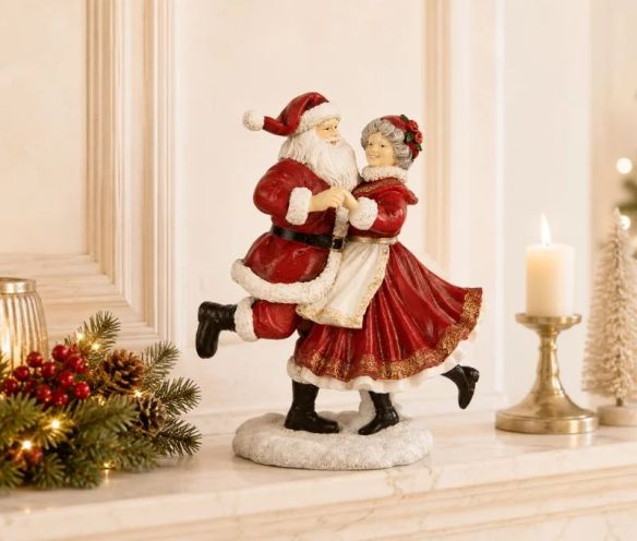 Figurine résine Père Noël Mère Noël dansant rouge blanc fourrure socle neigeux H23xL19xl11cm