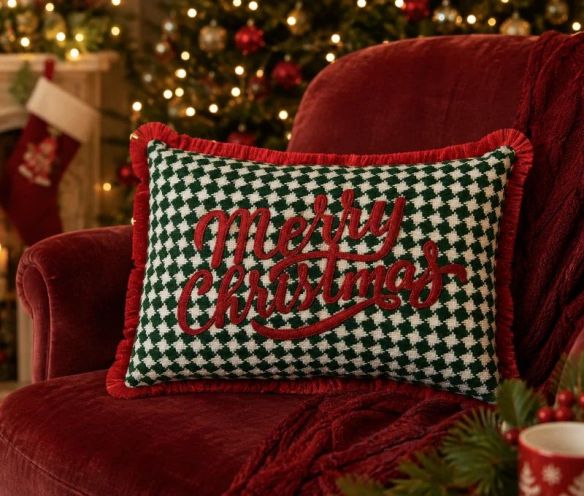 Coussin rectangulaire pied-de-poule vert blanc broderie Merry Christmas rouge frange rouge 50x30x4cm