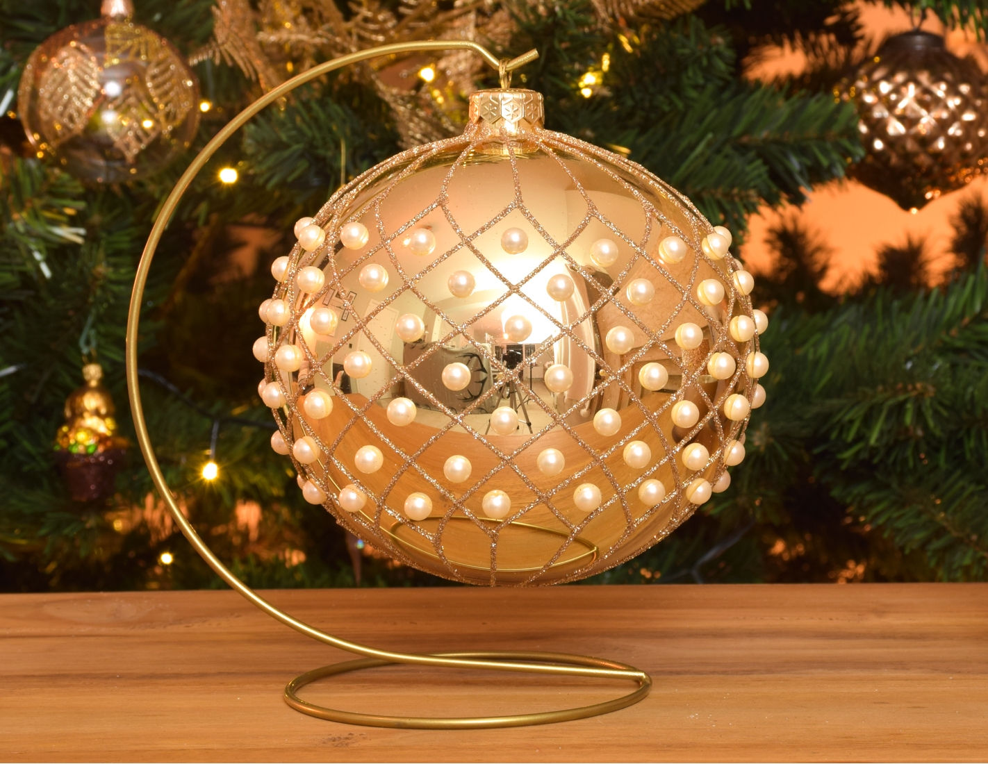 Boule de Noël moderne avec support, couleur champagne avec perles ø 15cm