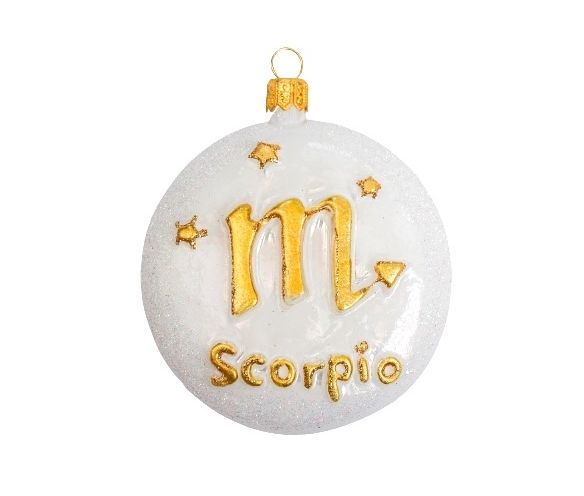 Boule de Noël blanche et dorée signe du zodiac scorpion. Verre soufflé et décoré à la main. diamètre 8cm