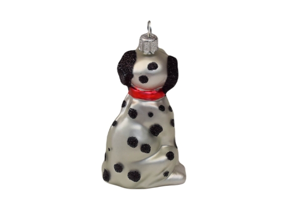 Suspension de Noël chien dalmatien blanc avec taches noires et collier rouge. Hauteur 9cm, en verre soufflé.