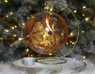boule de Noël photophore de Noël pour bougie, dessins dorés et rouges paillettes. Diamètre 15cm. boule de Noël photophore de Noël pour bougie, dessins dorés et rouges paillettes. Diamètre 15cm.