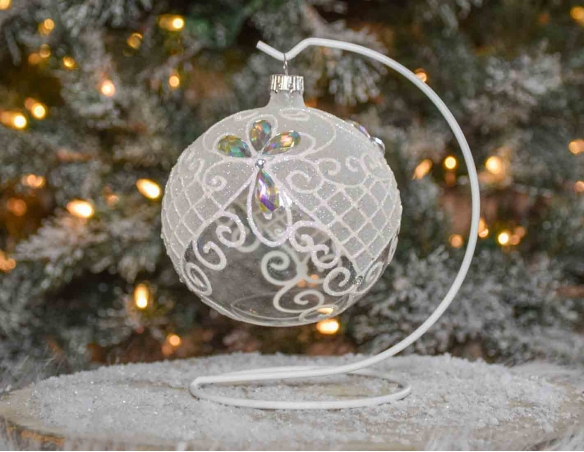 Boule de Noël blanche luxe décor strass verre D 8cm sur support.