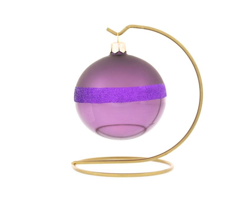 Boule de Noël mauve en verre soufflé et décorée de paillettes mauves. Diamètre 8cm.