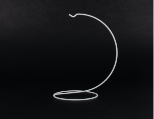 Support pour boule de noël blanc pour grande boule de Noël de 15 cm de diamètre. Hauteur du support 20cm.