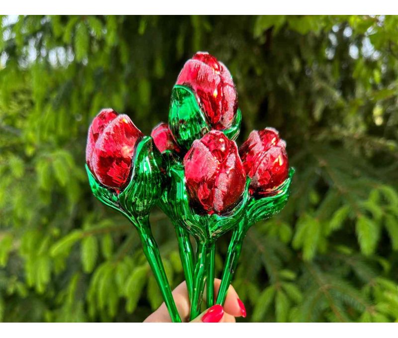 Rose rouge en verre soufflé et peinte à la main. Made in Europe