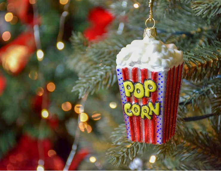 Boule de Noël originale paquet de popcorn rouge et blanc en verre soufflé, pour sapin de Noël.