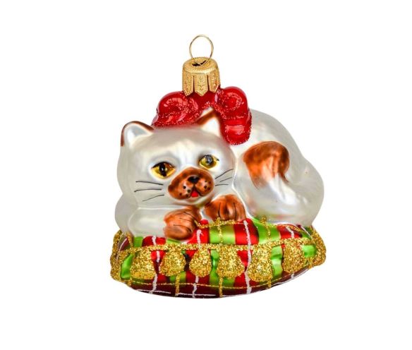 Boule de Noël chat blanc sur son coussin, verre soufflé et peint à la main. Made in Europe, Hauteur 7cm