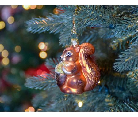 Suspension de Noël écureuil en verre soufflé, décoration artisanale.