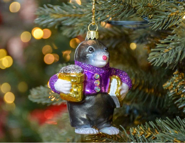 Suspension de Noël taupe grise et mauve en verre soufflé, made in Europe. Hauteur : 10cm