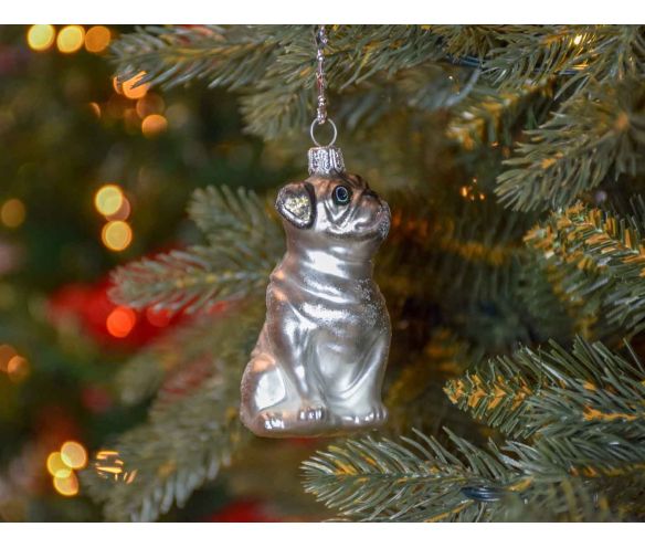 Suspension de Noël originale chien bulldog anglais gris en verre souffle et peint à la main.
Hauteur : 10cm.