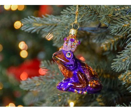 Boule de Noël originale grenouille mauve en verre soufflé pour suspendre au sapin de Noël. Hauteur 8cm.