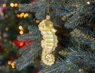 Suspension de Noël originale hippocampe jaune en verre soufflé. Made in Europe. Hauteur 13cm