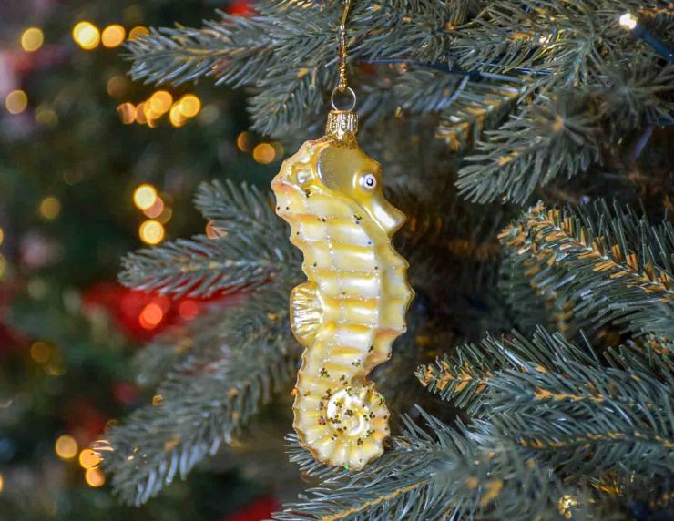 Suspension de Noël originale hippocampe jaune en verre soufflé. Made in Europe. Hauteur 13cm
