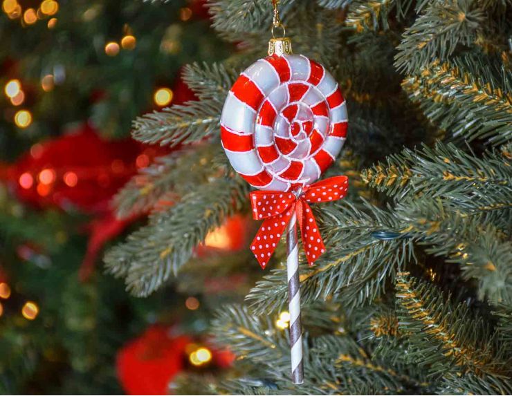 Suspension de Noël sucette blanche et rouge en verre soufflé, décoré à la main. Made in Europe, Hauteur : 18cm