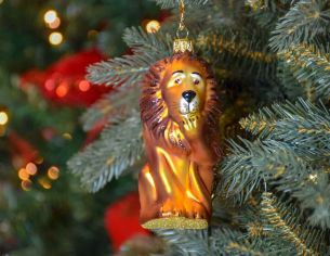 Boule de Noël oiseau cardinal rouge doré et noir en verre soufflé sur clip pour attacher à votre sapin de Noël.