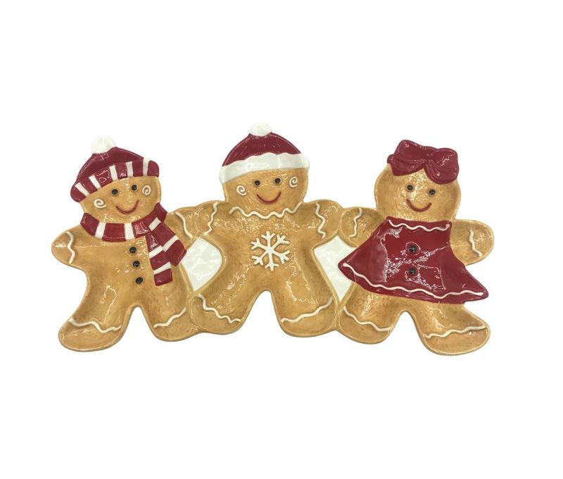 Plat céramique caramel trois bonhommes pain d'épices famille bonnets écharpe rouge blanc flocon L37cm