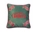 Voir la slide Coussin de Noël rectangulaire velours rouge broderie verte Merry Christmas boules rouge vert étoiles dorées liseré vert 45x60cm