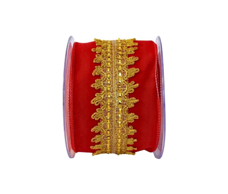 Ruban de Noël en velours rouge avec galon doré brodé. Largeur 10cm, longueur 4,5m. Bords métalliques pour un maintien parfait.