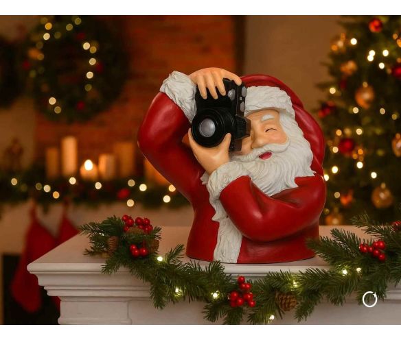 Décoration de Noël Père Noël en résine tenant un appareil photo, hauteur 22 cm.